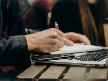 外国人可以在美国注册公司吗？注册证书怎么拿到