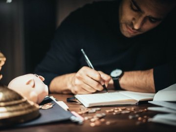 注册新加坡公司要准备哪些材料？怎么挑靠谱的代办服务