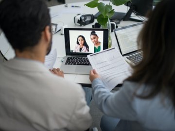 外国人能否100%控股沙迦本地公司？