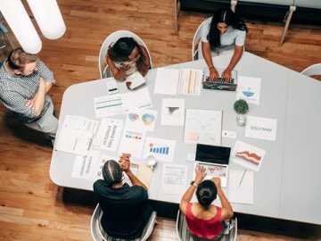 美国人注册公司要几步？外国人也能自己办的实操指南