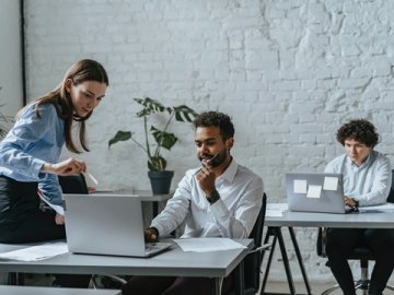 香港公司注册流程全解析：注册费用、年检与审计费一次说清