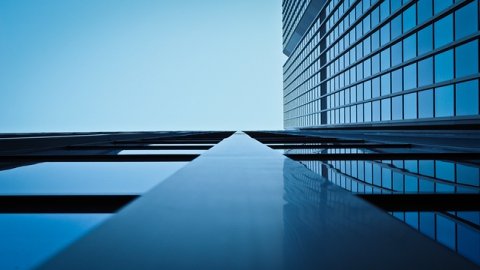 如何在eBay上联系卖家并取消订单？