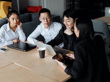 中国人注册香港公司后，审计要求到底严不严？